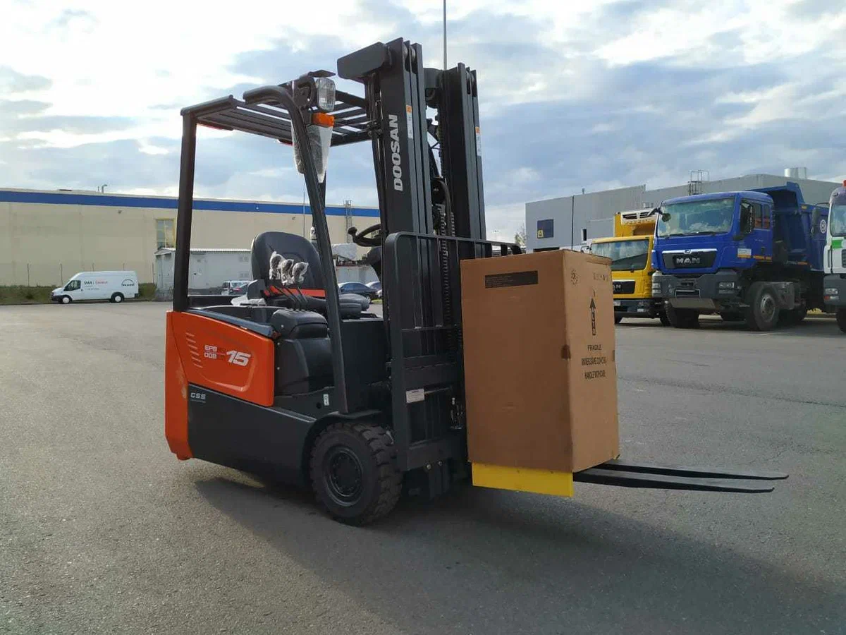 Электропогрузчик Doosan