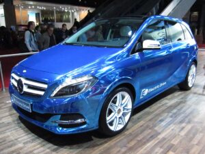 Mercedes-Benz B-Class Electric Drive: Электрификация в формате практичного компактвэна